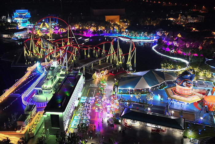 燈光秀是如何助我亮出游樂園的？
