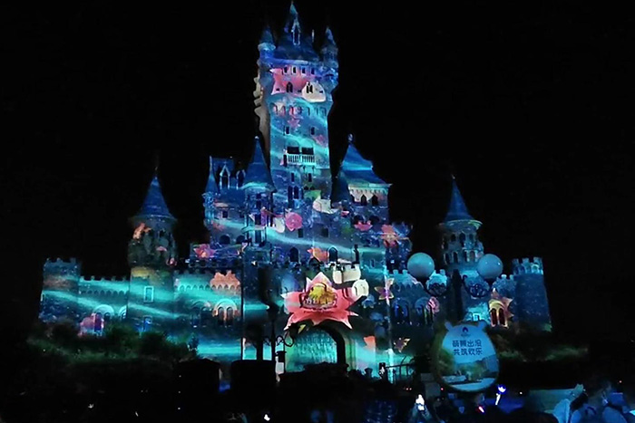 景區(qū)3D全息投影：不只是一場秀，更是游客二次消費的催化劑！